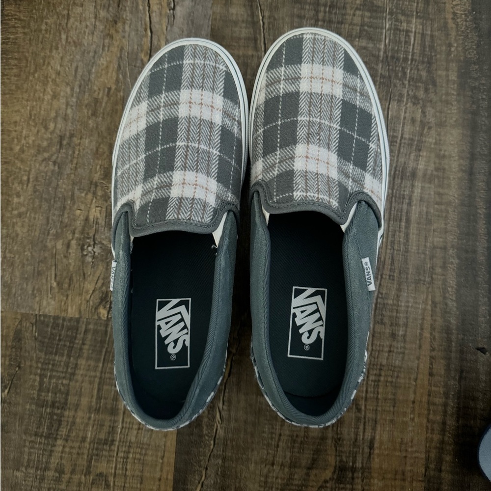 Slip on Vans size 8
